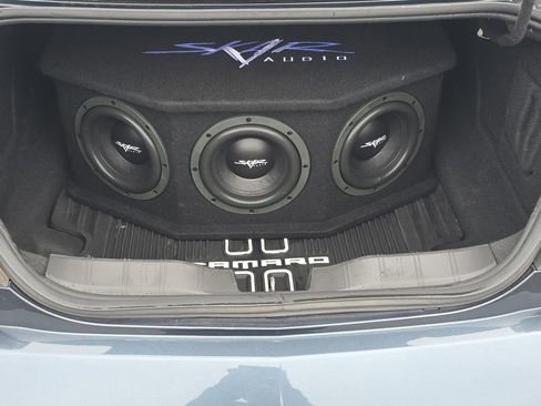 Used 2021 Chevrolet Camaro LT w/ RS Package image 13