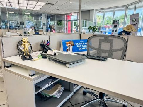 Used 2023 Nissan Altima 2.5 SR image 9