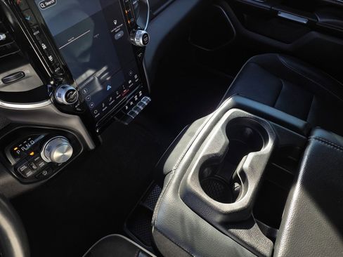 Used 2023 RAM 1500 Laramie image 20