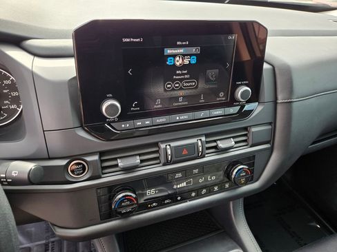 Certified 2023 Nissan Pathfinder S FWD image 26