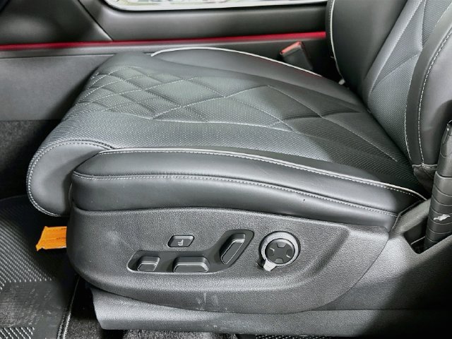 New 2027 Genesis GV80 3.5T Prestige AWD/4WD image 21