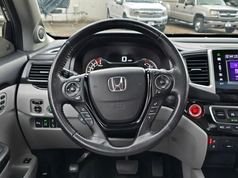 Used 2016 Honda Pilot Elite image 20