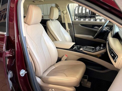 Used 2022 Lincoln Nautilus Reserve image 22