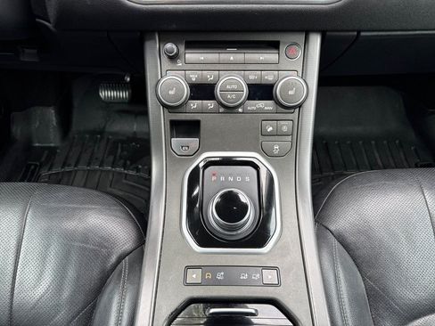 Used 2018 Land Rover Range Rover Evoque SE Premium AWD/4WD image 25