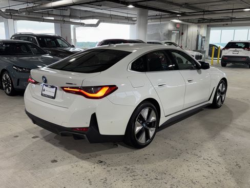 Used 2023 BMW i4 eDrive40 w/ Premium Package RWD image 8