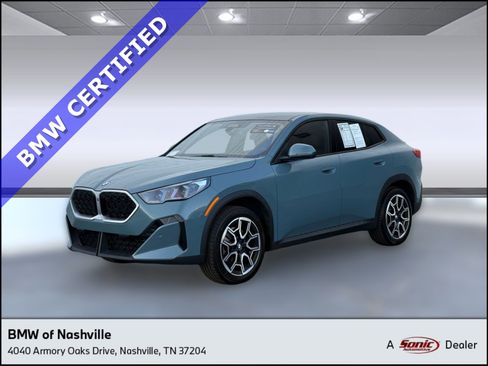 Used 2025 BMW X2 xDrive28i image 1