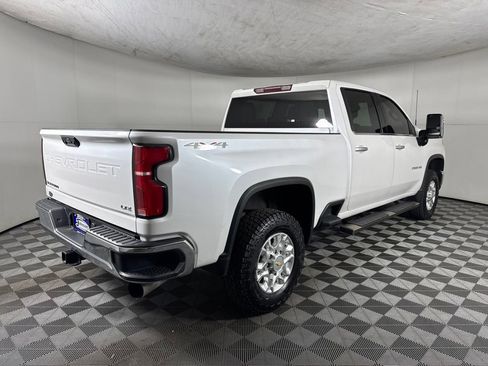 Used 2024 Chevrolet Silverado 2500 LTZ AWD/4WD image 5