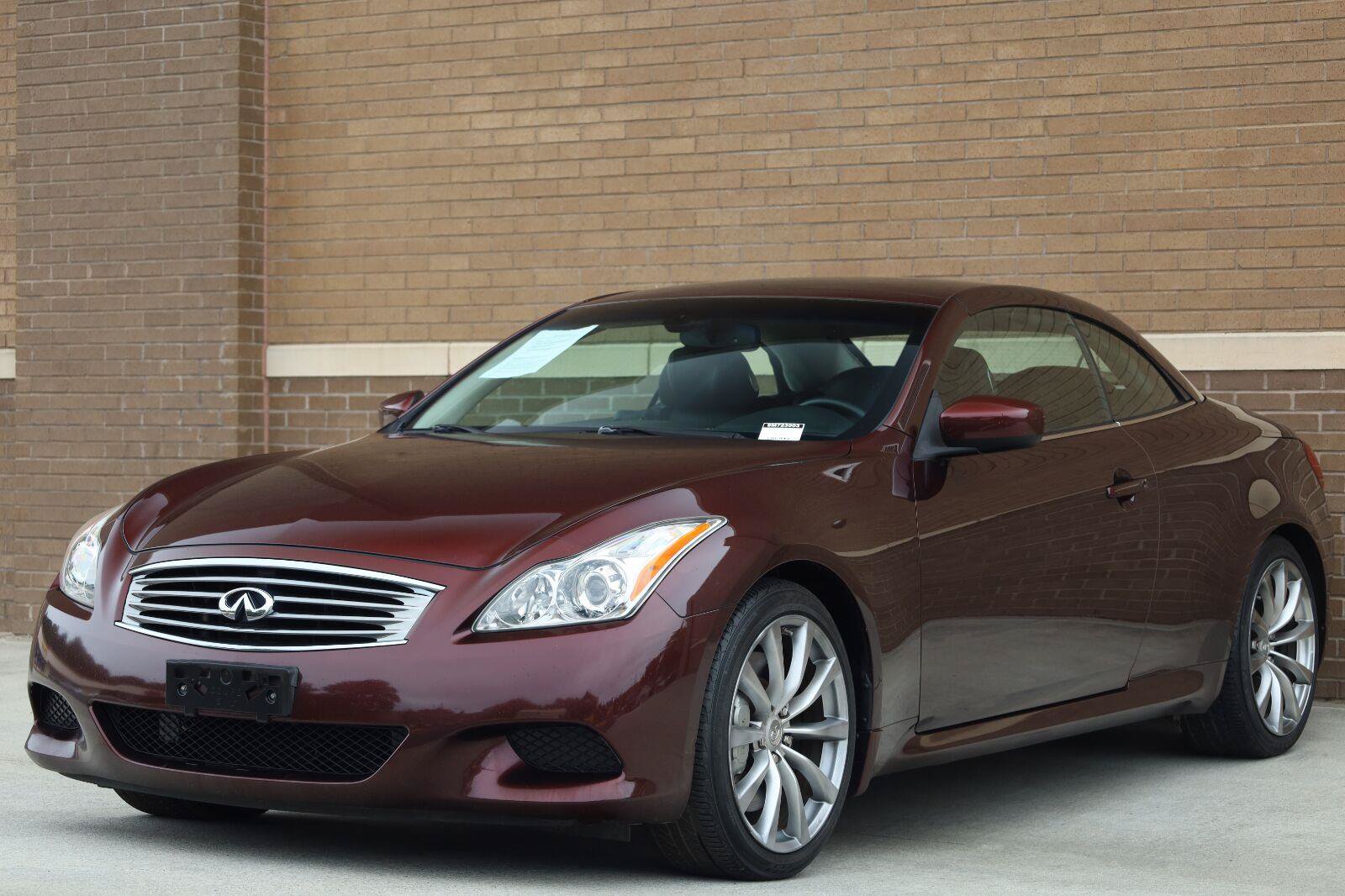 Used 2009 INFINITI G37 Convertible w/ Premium Pkg RWD image 8