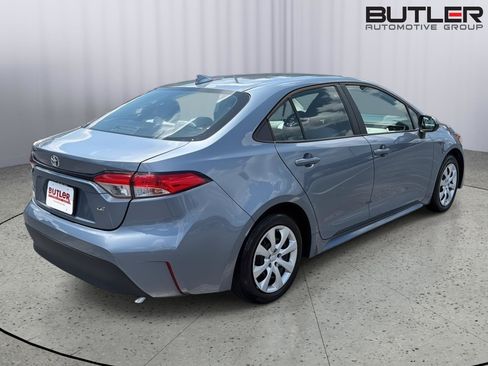 Used 2024 Toyota Corolla LE FWD image 6