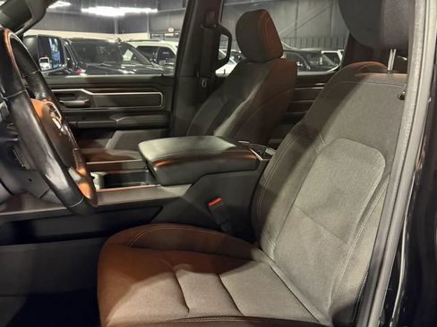 Used 2019 RAM 1500 Big Horn AWD/4WD image 11