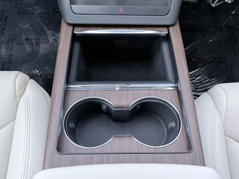 Used 2023 Tesla Model S AWD/4WD image 54