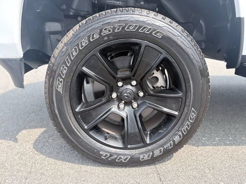 Used 2020 RAM 1500 Big Horn AWD/4WD image 40