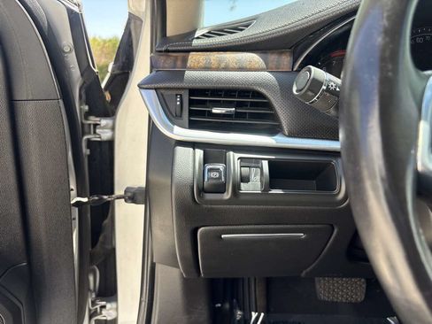 Used 2018 Cadillac XTS Luxury FWD image 20