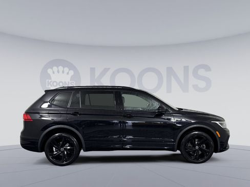 Used 2023 Volkswagen Tiguan SE R-Line AWD/4WD image 8
