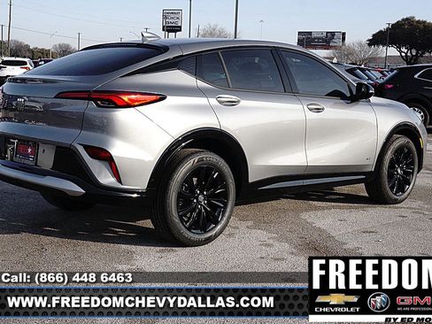 New 2026 Buick Envista Sport Touring image 7