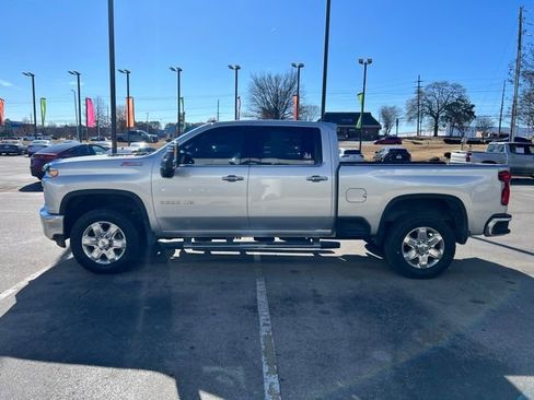 Used 2022 Chevrolet Silverado 2500 LTZ w/ LTZ Premium Package image 7