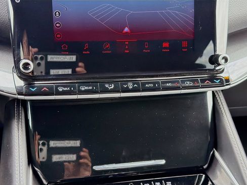 Used 2022 Jeep Wagoneer Series I w/ Convenience Group I AWD/4WD image 36