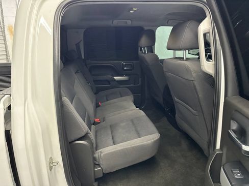 Used 2018 Chevrolet Silverado 1500 LT w/ Texas Edition AWD/4WD image 16