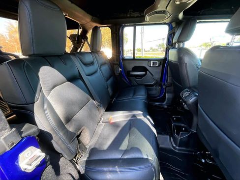 Used 2020 Jeep Wrangler Unlimited Sport S image 19