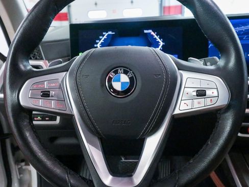 Used 2024 BMW X7 xDrive40i w/ Premium Package AWD/4WD image 22
