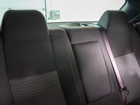 Used 2022 Dodge Challenger R/T image 27