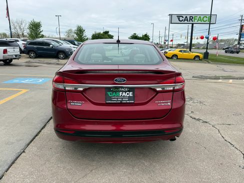 Used 2017 Ford Fusion Titanium FWD image 10