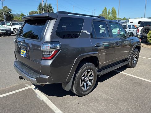 Used 2022 Toyota 4Runner TRD Off-Road image 7