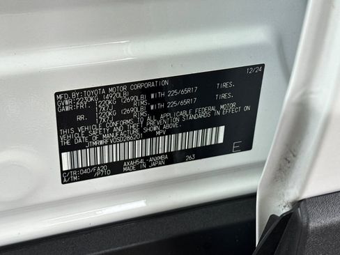 Certified 2025 Toyota RAV4 XLE AWD/4WD image 28