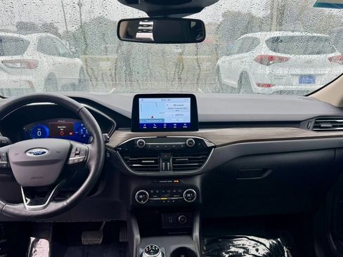 Certified 2020 Ford Escape Titanium w/ Titanium Premium Package 2.0 image 23