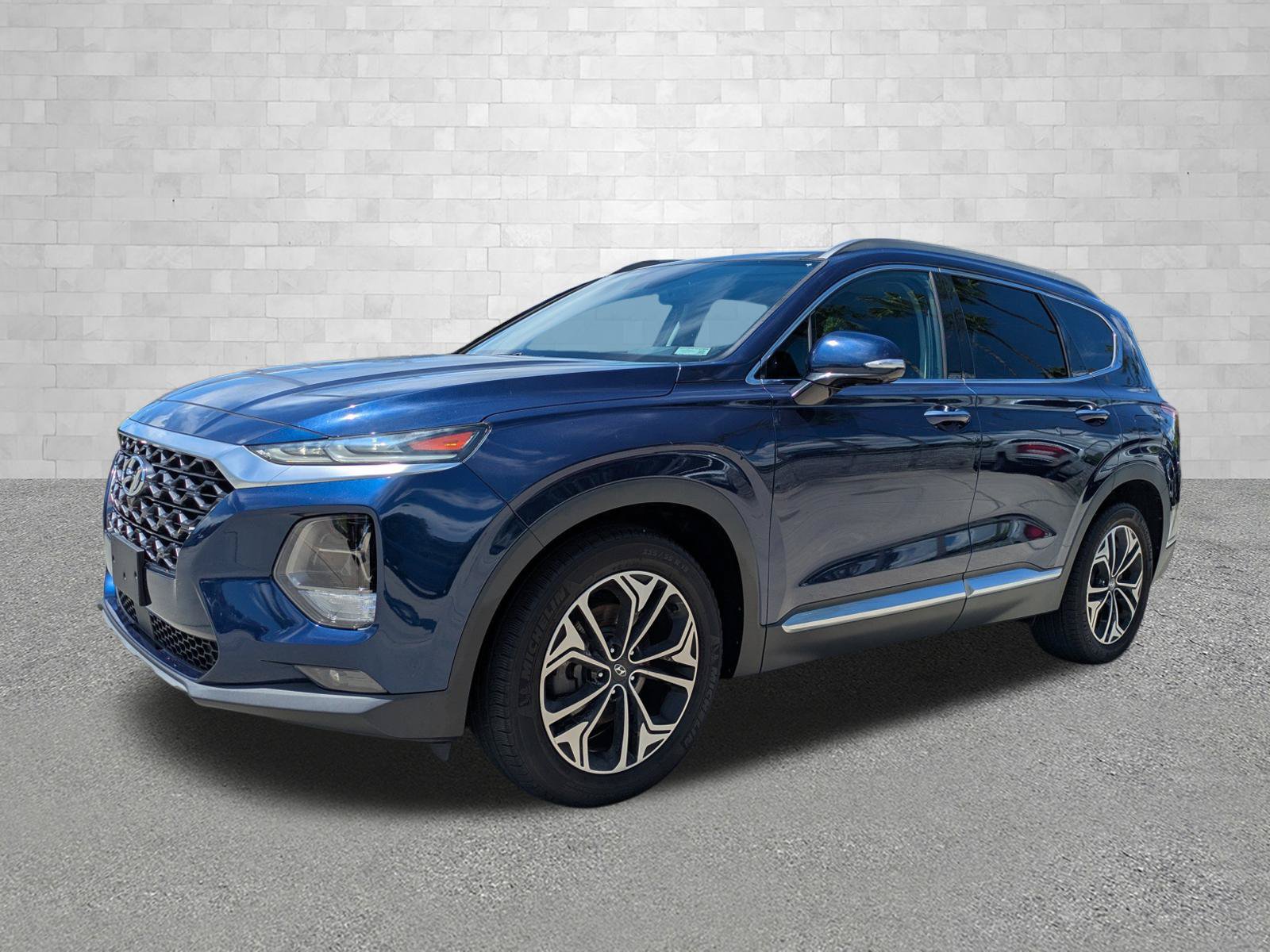 Used 2019 Hyundai Santa Fe FWD image 5