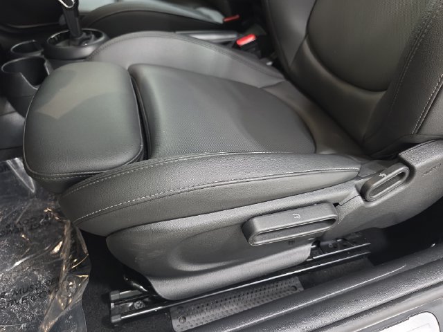 Certified 2024 MINI Cooper S FWD image 25