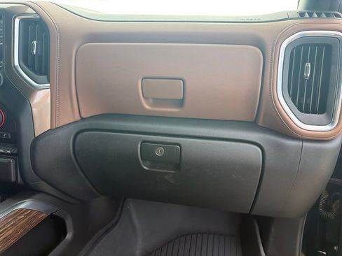 Used 2020 Chevrolet Silverado 2500 High Country w/ Technology Package AWD/4WD image 29