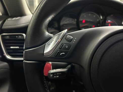 Used 2012 Porsche Panamera 4 image 37