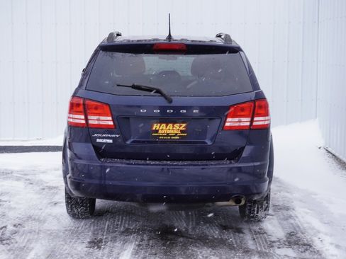 Used 2017 Dodge Journey SE image 5