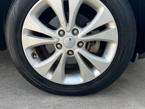 Used 2016 Kia Soul + FWD image 27