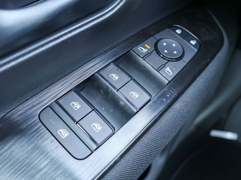 New 2026 Nissan Kicks S image 14