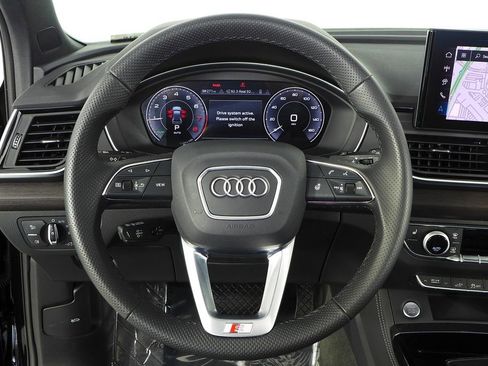 Used 2025 Audi Q5 e Premium Plus w/ Premium Plus Package AWD/4WD image 27