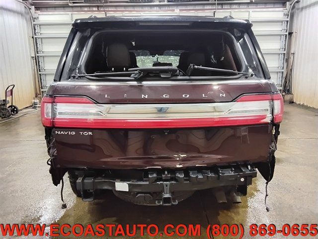 Used 2019 Lincoln Navigator Black Label w/ Cargo Package AWD/4WD image 8