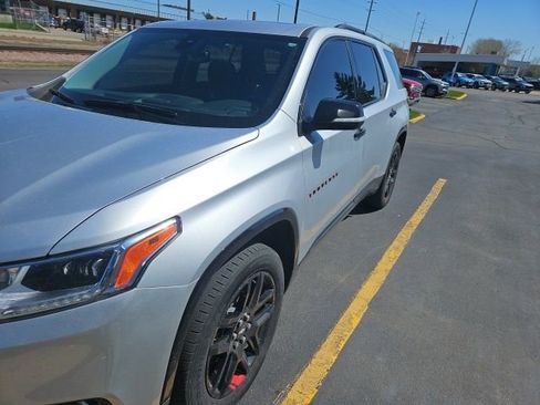 Used 2021 Chevrolet Traverse Premier w/ Redline Edition image 1