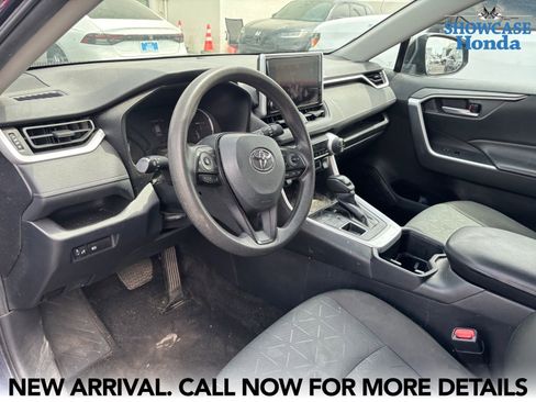 Used 2024 Toyota RAV4 XLE image 8