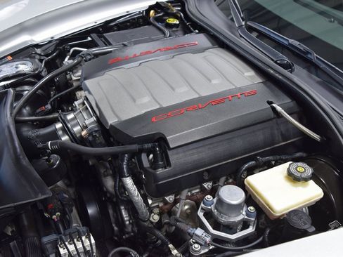 Used 2016 Chevrolet Corvette Stingray Coupe w/ 2LT Preferred Equipment Group image 28