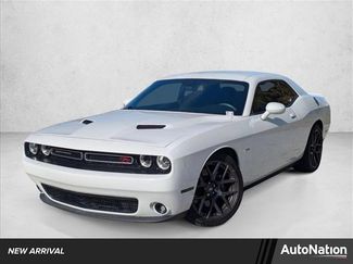 Used 2018 Dodge Challenger R/T w/ Performance Handling Group video 1