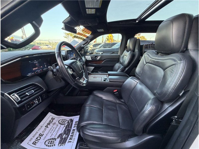 Used 2022 Lincoln Navigator L Reserve AWD/4WD image 19