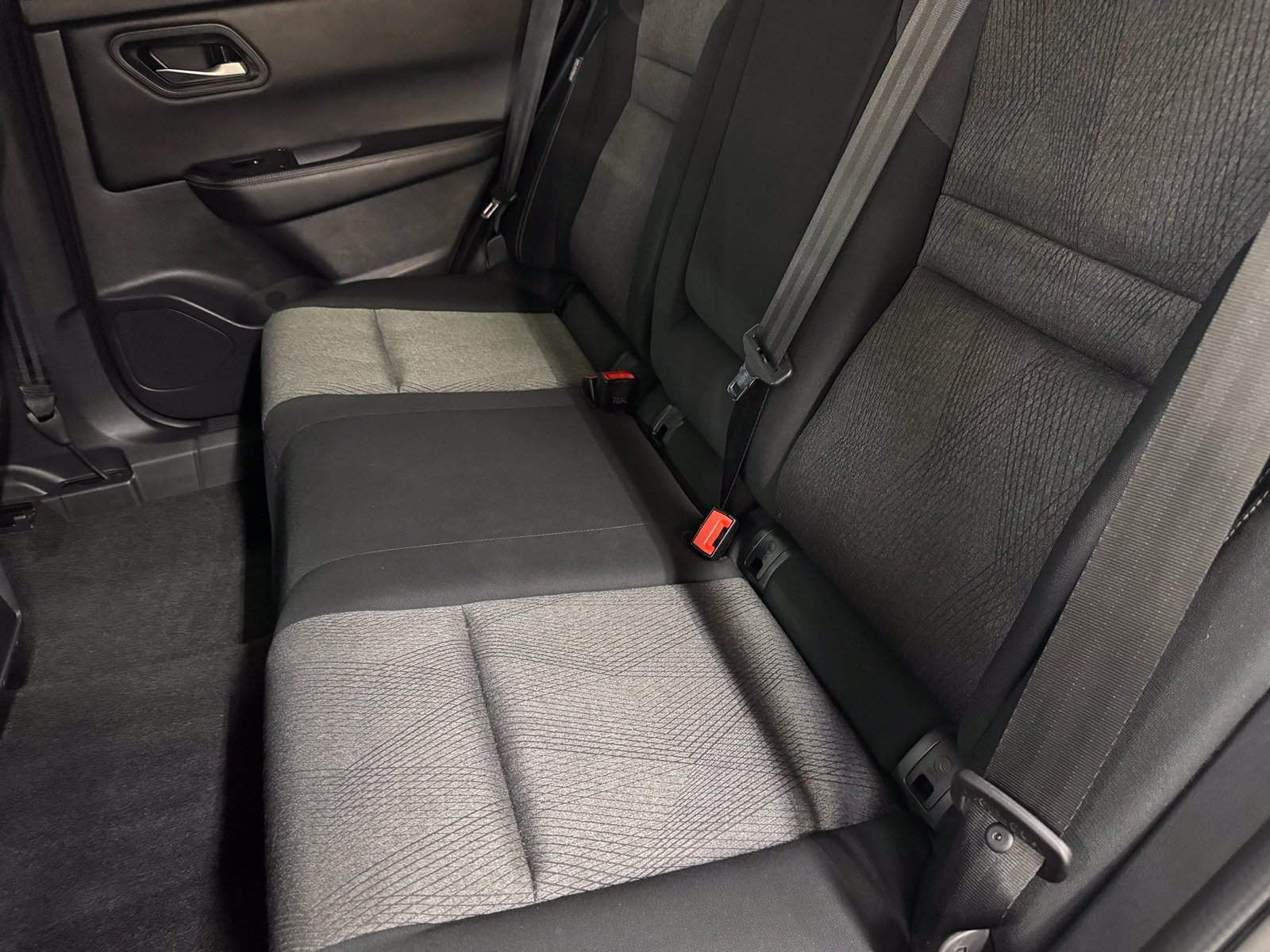 Certified 2024 Nissan Rogue SV AWD/4WD image 13
