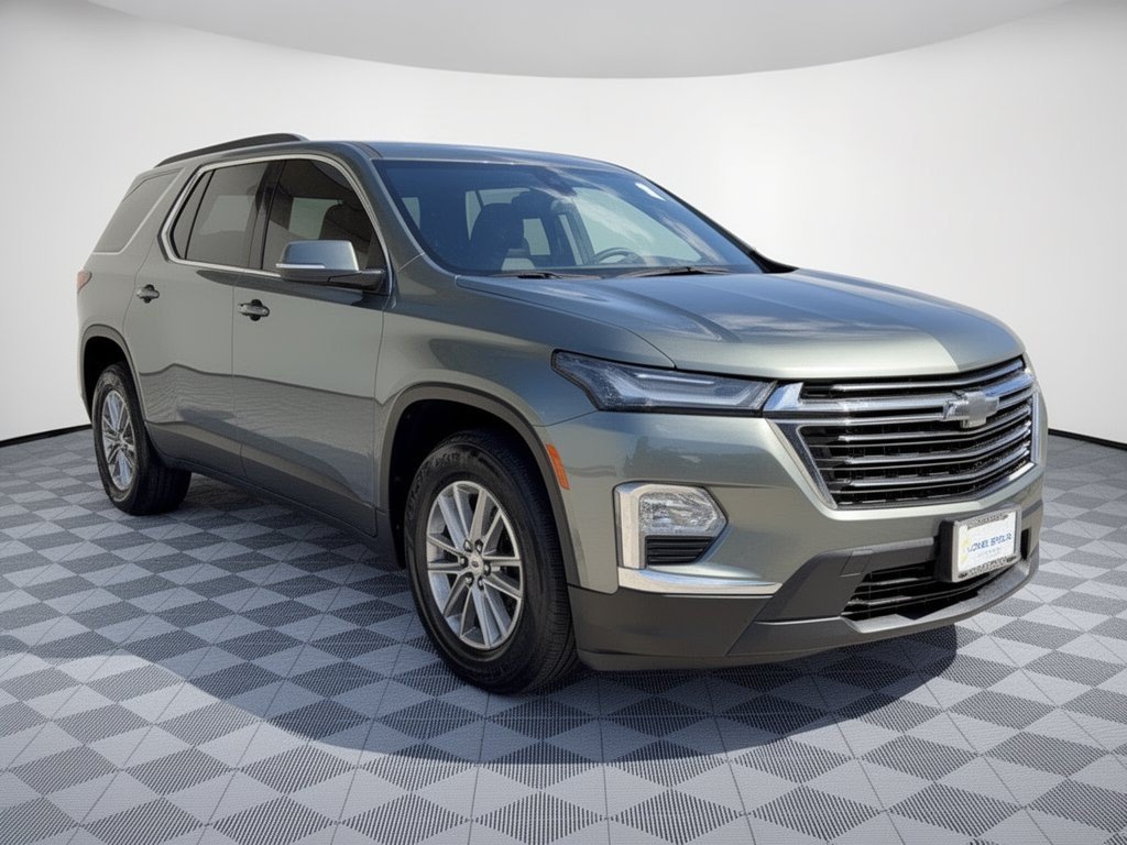 Used 2023 Chevrolet Traverse LT FWD image 7