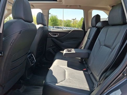 Used 2019 Subaru Forester Limited AWD/4WD image 10