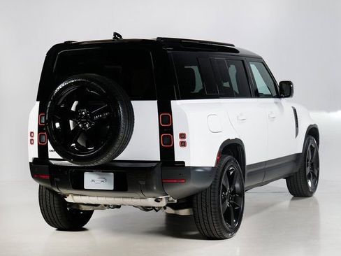 New 2026 Land Rover Defender 110 S image 2