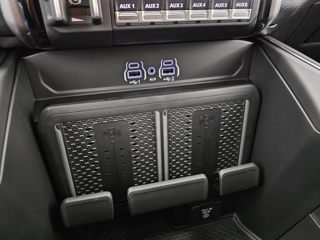New 2026 RAM 3500 Laramie w/ Night Edition AWD/4WD image 32