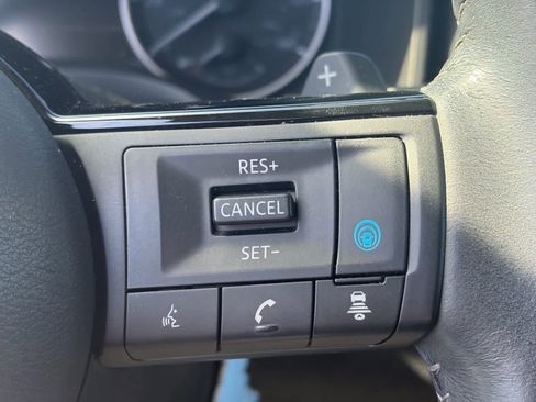 Certified 2023 Nissan Rogue SL w/ SL Premium Package image 13