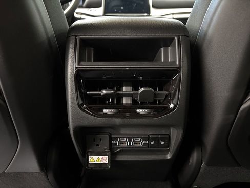 New 2025 Jeep Grand Cherokee Limited image 33